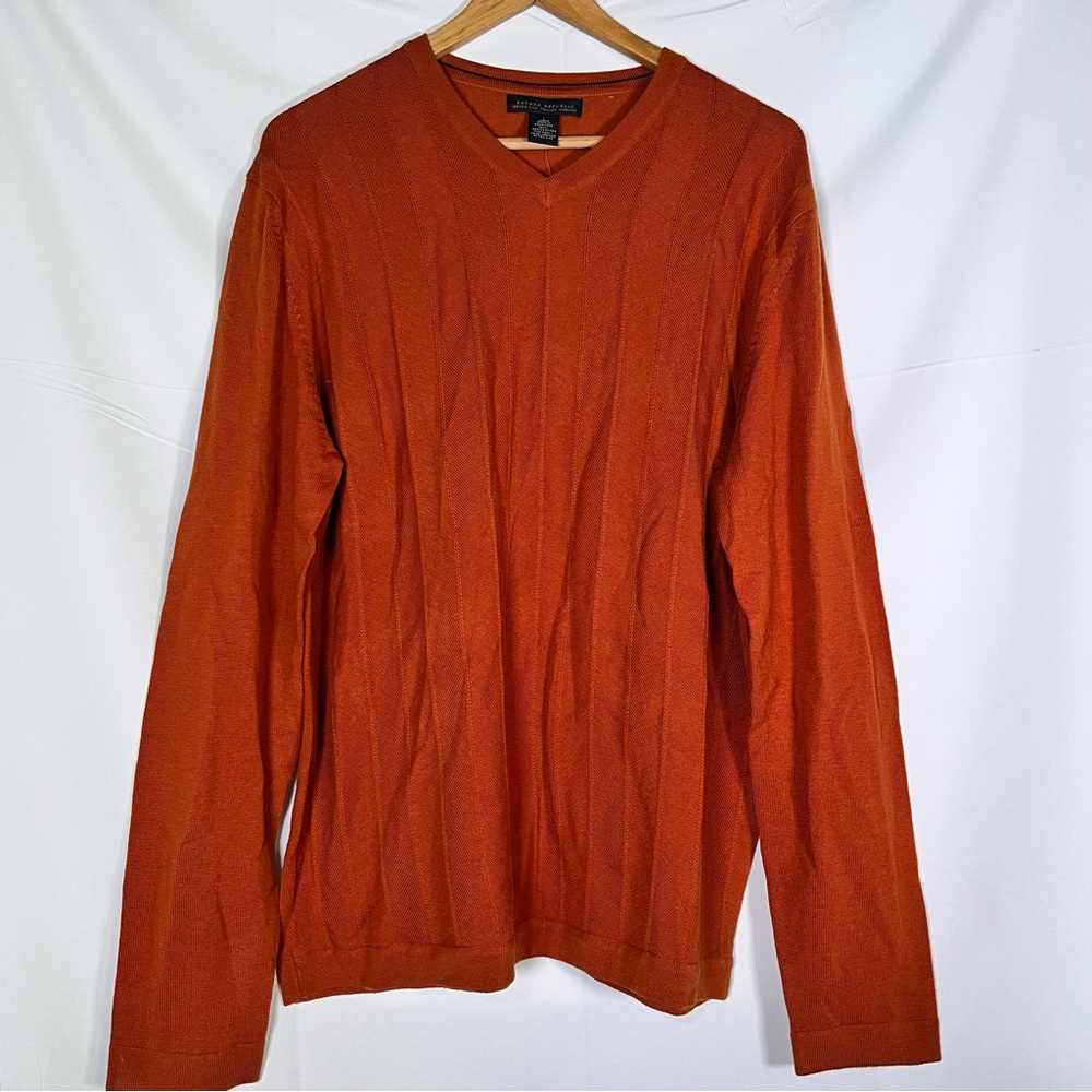Banana Republic Sweater Mens L Orange Knit Fine Merino Wool V Neck NWT